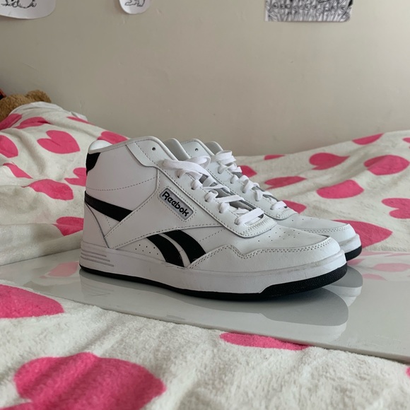 WHITE REEBOK SNEAKERS - Picture 3 of 5